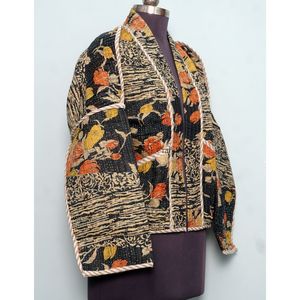 Chaqueta Kantha de Algodón Cosida a Mano para Mujer, Diseño Reversible con Parches Bordados y Elegante Bordado Kantha - Product Image 4