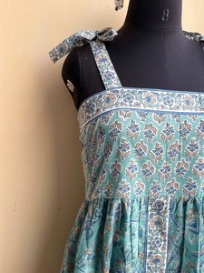 Vestido indio de algodón con estampado de bloques a mano, vestido largo con patrón Floral y cuello cuadrado con decoración de borlas, túnicas Indias hasta el suelo - Product Image 3