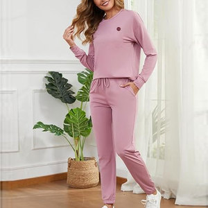 Ensemble de survêtement pour femmes tendance, confortable, deux pièces assorties, pour les sorties décontractées, les voyages de week-end et le quotidien - Product Image 2