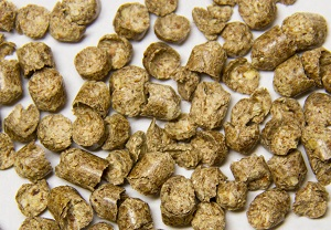 Meilleures ventes : Granulés de maïs pressés, Matière agricole, Litière pour animaux, Matière absorbante, Approvisionnement en vrac durable, OEM - Product Image 2