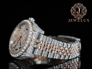 Montre personnalisable en moissanite et diamants pour homme, style hip-hop, avec boîtier en acier inoxydable durable, pour un luxe quotidien, disponible à la vente - Product Image 3