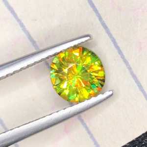 Sphène Jaune Naturelle Ronde Taillée, Pierre Précieuse Libre de Qualité Exceptionnelle et Rare pour la Fabrication de Bijoux Fins, Gemme de Collection et Cadeau - Product Image 1