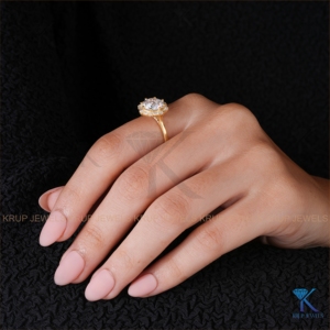 Bague de fiançailles Sunburst Halo avec diamant de laboratoire rond en or massif, style Art Déco vintage, bijou pour anniversaire - Product Image 5