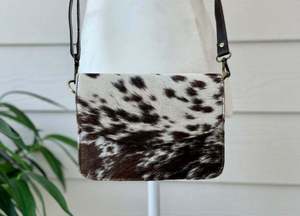 Bolso de piel de vaca, bandolera, cartera de mano, color marrón, piel de becerro con pelo, cuero con pelo - Product Image 6