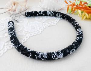Collier ras du cou classique en or massif 14 carats avec perles en forme de crâne pour femme, bijou cadeau pour anniversaire ou pour papa - Product Image 2