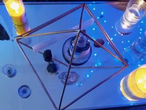 Pyramide Énergétique en Cuivre pour Solutions Vastu Résidentielles, Croissance de la Prospérité et Espaces de Vie Paisibles à Prix de Gros - Product Image 4