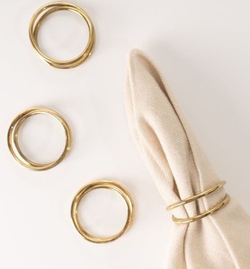 Anillos de Servilleta Ondulados de Latón Dorado Hechos a Mano para Bodas, Hogares y Hoteles, Lujosos Porta Servilletas Metálicos para Vajilla de Boda Antigua - Product Image 4