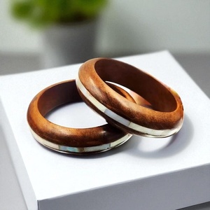 Bracelet en bois personnalisé pour femme avec incrustation de coquillage, fournisseur de bijoux de mode OEM ODM ANAM OVERSEAS Party - Product Image 2