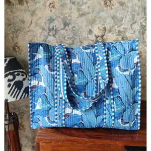 Bolso Tote de Algodón Acolchado Hecho a Mano en India – Bolso de Hombro para Mujer con Estampado Floral Azul - Product Image 1