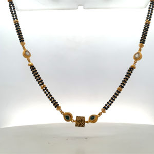 Mangalsutra de Oro Antiguo de 22K con Sello BIS - Collar Tradicional Hecho a Mano con Cuentas Negras en Oro Amarillo 916 - Product Image 4