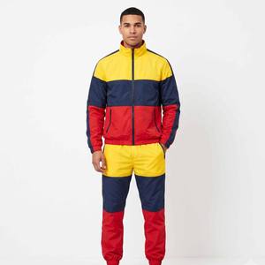 Survêtement personnalisé avec bande réfléchissante 3M, coupe ample unisexe, coupe-vent à capuche et pantalon - Product Image 4