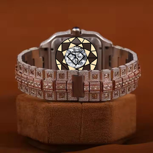 Reloj de Cuarzo Analógico de Acero Inoxidable de Lujo Personalizado con Incrustaciones de Moissanita, Caja y Correa con Cristales de Zafiro, Esfera de 46 mm, Ecológico - Product Image 2