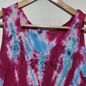 Blusa Túnica Boho sin Mangas con Cuello Redondo y Estampado Tie Dye Rosa para Mujer |   Vestido Casual Holgado con Corte Evase para Verano - Product Image 3