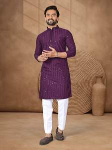 Conjunto de Kurta Larga y Pijama para Hombre, Bordado con Lentejuelas Chikankari en Rayón, con Parte Inferior de Algodón - Product Image 2