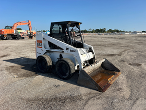 Cargadora Compacta de Dirección Deslizante 1999 863, Equipo de Construcción de Uso Pesado - Product Image 5