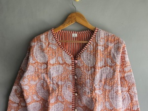 <b>Quilted</b> Jacket Women's V-Neck Three Quarter Sleeve Paisley Print Cotton Autumn Outerwear Regular Fit <b>Single</b> Button Closure gift - Product Image 2