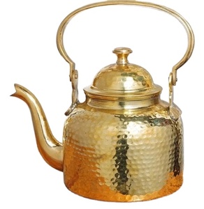 Bouilloire à thé en laiton martelé moderne plaqué or pour la maison et l'hôtellerie, idéale pour la table et la cuisine - Product Image 1