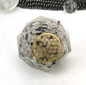 Cristal de Energía Orgónica, Cuarzo Arcoíris, Piedra Lunar con Rejilla con Diseño Floral, Decoración para el Hogar, Artículo Coleccionable, Exis Crystal Exports - Product Image 2