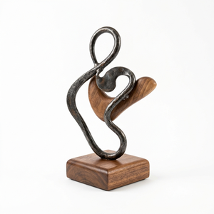 Escultura Moderna Abstracta de Metal con Forma de Clave de Sol, Decoración Artística para Mesa - Product Image 2