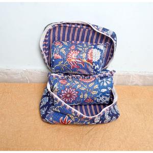 New Stylish 3-Piece with Tassel chain decoration Quilted Fabric Zipper closure Vanity Set Durable Portable Travel Organizer - Product Image 4