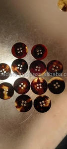 Cuerno de búfalo hecho a mano ecológico negro Natural, botones de costura con reverso plano de 4 agujeros, decoración de ropa personalizada de lujo para traje de abrigo - Product Image 4