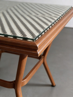 Juego de Mesa de Comedor para Exterior XY, de Madera Maciza Resistente, con Cubierta de Ratán Tejido y Patas Cruzadas, Estilo Bistro