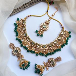 Premium quality dual tone Emerald Green Doublet Stones Uncut Moissanite Polki Kundan Wedding Jewelry Necklace <b>Set</b> inspired - Product Image 2