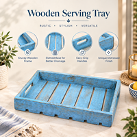 Plateau de service vintage traditionnel en bois naturel bleu |   Plateau en bois à lattes avec poignées intégrées, finition vieillie