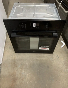 Nuevo Horno Eléctrico Integrado AEG, Modelo Número - Product Image 2