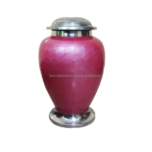 Urna Funeraria Americana de Latón para Cenizas Humanas o de Mascotas, Capacidad de 200 Pulgadas Cúbicas, Diseño Personalizable, Suministros Funerarios de Confianza - Product Image 1