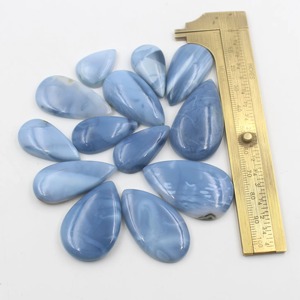 Opale bleue naturelle cabochon en forme de poire, pierre précieuse lâche de haute qualité, pierre polie en gros pour la fourniture de bijoux - Product Image 2