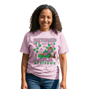 T-shirt imprimé pour femme « Retired with Attitude », en coton premium, motif graphique, décontracté, mode, vêtement de tous les jours - Product Image 5
