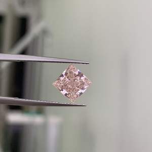 เพชรเจียรทรงปรินเซสขนาด 1-10 กะรัต ขายส่ง ได้รับการรับรองจาก IGI ความสะอาดระดับ VVS เพชร CVD ผลิตในห้องปฏิบัติการ สีชมพูแฟนซี สำหรับเครื่องประดับ CONCEPTION DIA-2-21 - Product Image 2