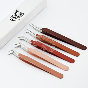 High-Quality Eyelash Extension Tweezers Isolation Tweezers Curved 90 Degree Fiber Tips Isolation Tweezer Perfect Grip to Lashes - Product Image 3