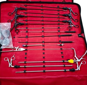 Kit Completo de Instrumentos Laparoscópicos de Acero Inoxidable para Cirugía Mínimamente Invasiva, Incluye Trócares y Portaagujas - Product Image 1