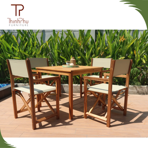 Vente flash - Meubles de salle à manger d'extérieur contemporains en bois massif, tables et 4 chaises, écologiques, durables, faciles à nettoyer, pour hôtel et restaurant - Product Image 1