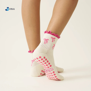 Chaussettes de sport JZVINA pour femmes, motif jacquard à volants, antidérapantes, respirantes, sans coutures, absorbant la transpiration, séchage rapide, pour Pilates et Yoga - Product Image 6