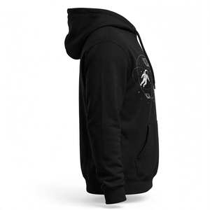 Sweat à capuche noir en coton épais pour homme, imprimé personnalisé motif astronaute, avec poche kangourou et ajustable - Product Image 4