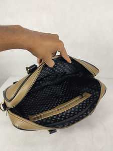Maletín para Portátil de Cuero Sintético PU Negro para Hombre y Mujer, Elegante Bolso de Mano para Oficina con Doble Asa - Product Image 5
