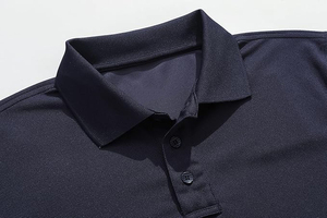 Polo en piqué bleu foncé à manches courtes pour homme, couleur unie, respirant, coupe décontractée, 100% coton tricoté - Product Image 4