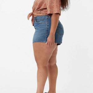 Shorts de Mezclilla Bermuda para Mujer, Corte Recto y Pierna Ancha, Directo de Fábrica, Shorts de Verano, Logotipo Personalizado, Shorts de Mezclilla Bermuda para Mujer - Product Image 3