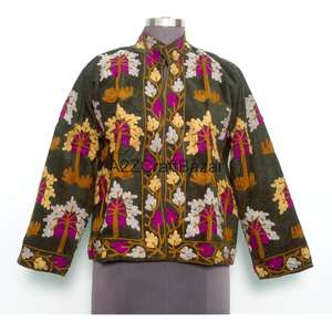 Chaqueta Acolchada Bordada India A2ZCraftBazar para Mujer, Otoño/Invierno/Primavera/Verano, Ecológica, de Secado Rápido y Transpirable - Product Image 1