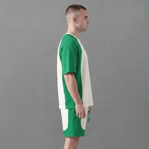 Ensemble court 2 pièces pour homme en coton 100% coupe classique, personnalisable avec logo sérigraphié, respirant et écologique - Product Image 2