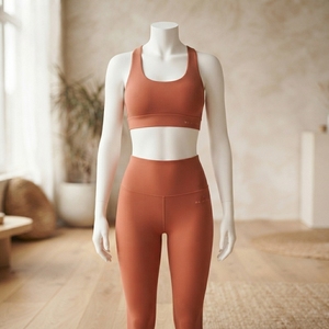 Ensemble de yoga pour femmes, soutien-gorge de sport sans couture orange, leggings taille haute, ensemble de deux pièces pour la salle de sport, la remise en forme et les entraînements - Product Image 2
