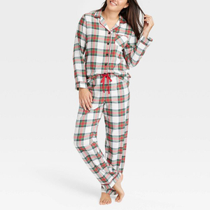 Pijamas a juego para parejas con estampado a cuadros, conjunto de pijamas para él y para ella para el Día de San Valentín, para hombres y mujeres - Product Image 1