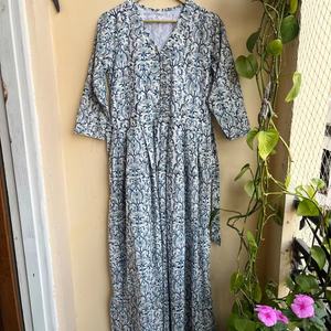 Robe longue décontractée en coton indien imprimée à la main, col en V, manches longues avec broderie florale, robe maxi décontractée - Product Image 6