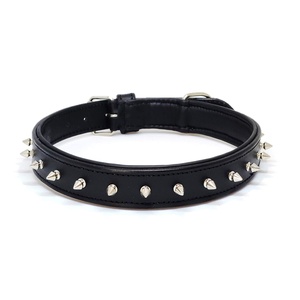 Collar de Cuero de Lujo para Perro con Cristales de Colores, Perlas y Remaches, Collar Martingale Acolchado Suave y Collar de Adiestramiento - Product Image 3
