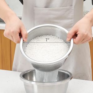 Ciotola di Alta Qualità in Acciaio Inox 304 da 2QT con Filtro Microporoso per Lavare Verdure, Frutta e Riso - Product Image 4