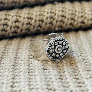 Fashionable Trendy Signet brass <b>Ring</b> <b>silver</b> Plated Bedded band <b>Ring</b> Statement Handmade <b>Adjustable</b> <b>Ring</b> Wholesale <b>Ring</b> For Women - Product Image 3
