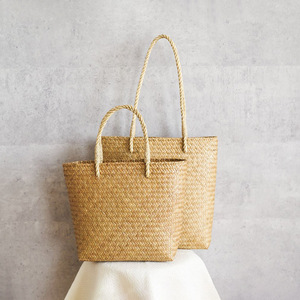 Sac d'école en raphia de premier choix, prix compétitif, sacs pour femmes en jonc de mer tressé à la main, sacs à main en paille - Product Image 3